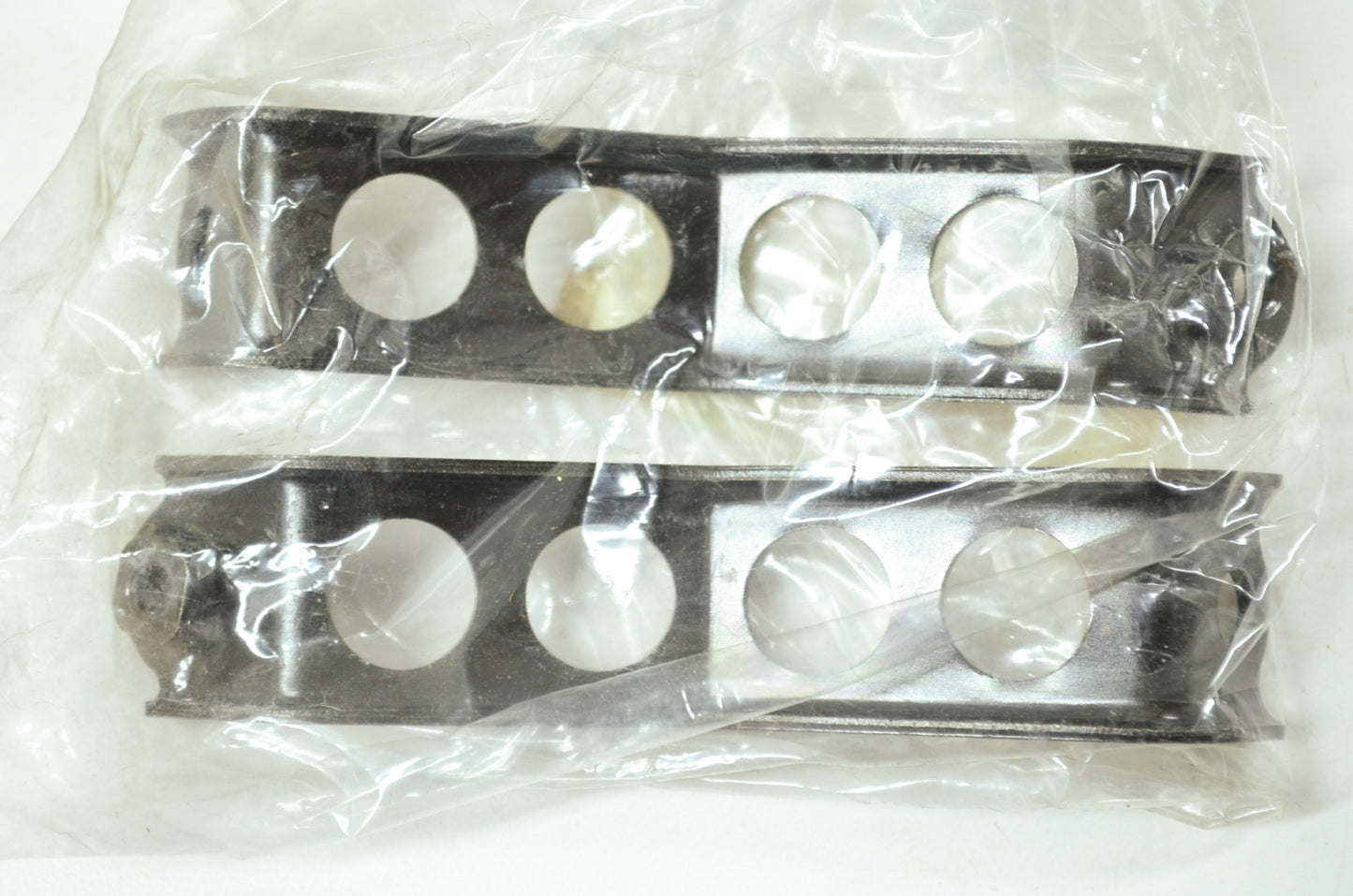OEM Yamaha 1WG-2836A-00-00 Bracket 1 Qty 2 NOS