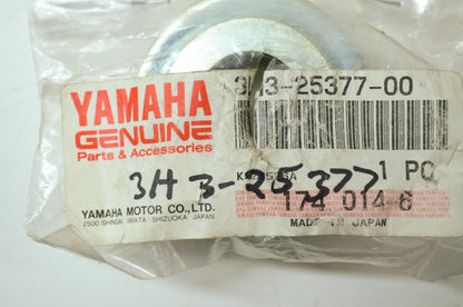 OEM Yamaha 3H3-25377-00-00 Wheel Collar NOS