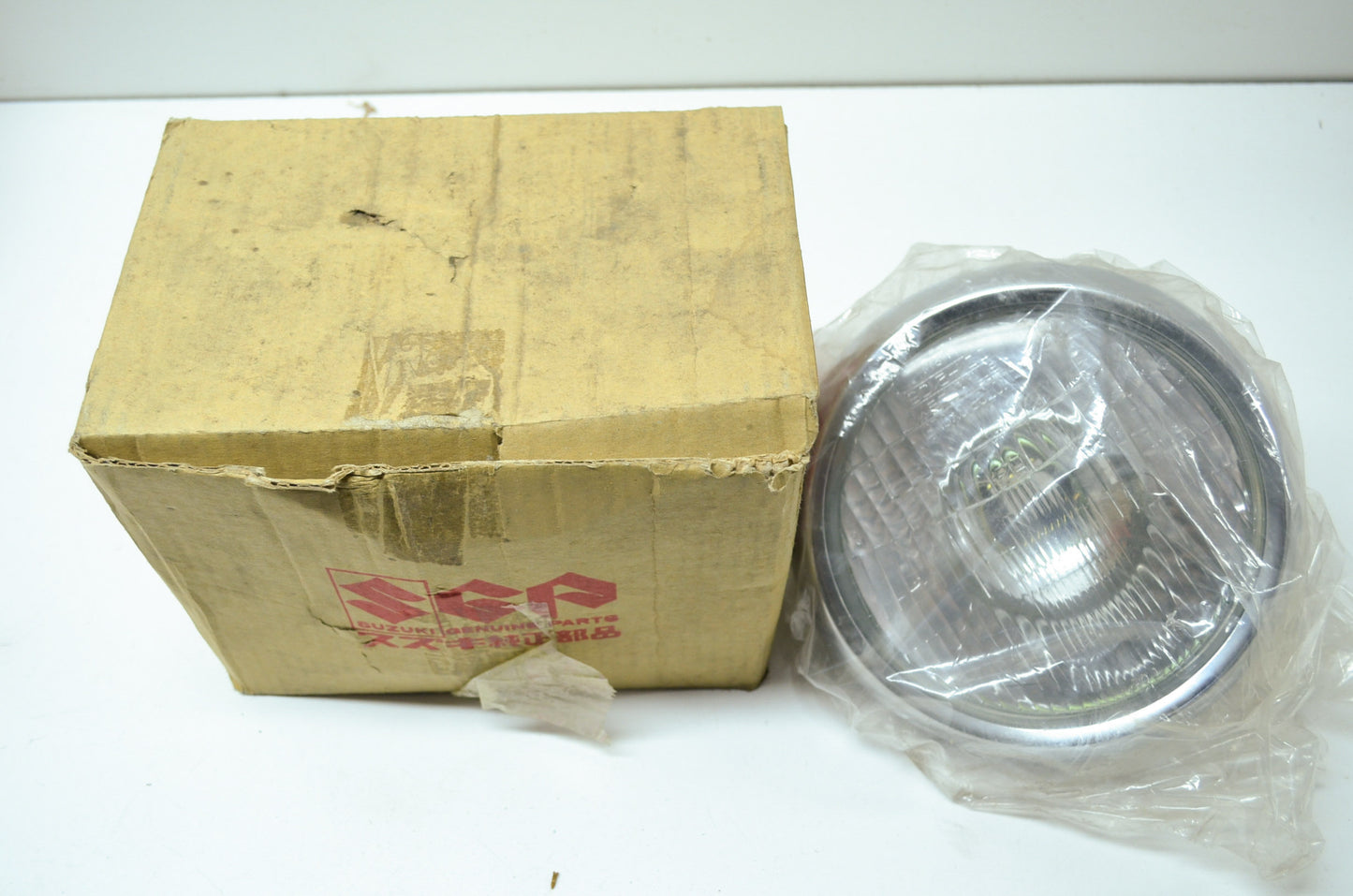 NEW OEM Suzuki Headlight GS1000 GS1100 GS550 GS750 GS650 GS850 35100-45231-999 N