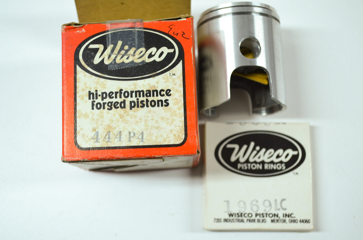 NEW Suzuki Wiseco Piston Set 73-77 TC100 TS100 444P4 NOS