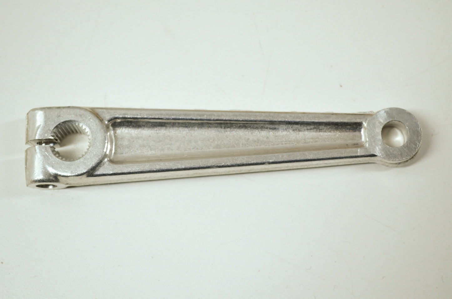 OEM Yamaha 322-25155-00-00 Camshaft Lever 1 NOS