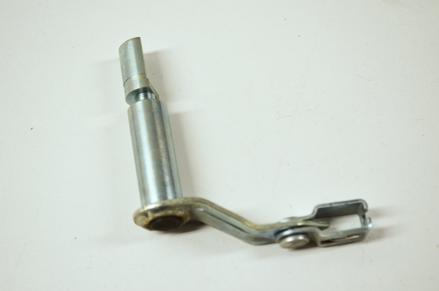 OEM Yamaha 3R3-16380-02-00 Push Lever Assembly NOS