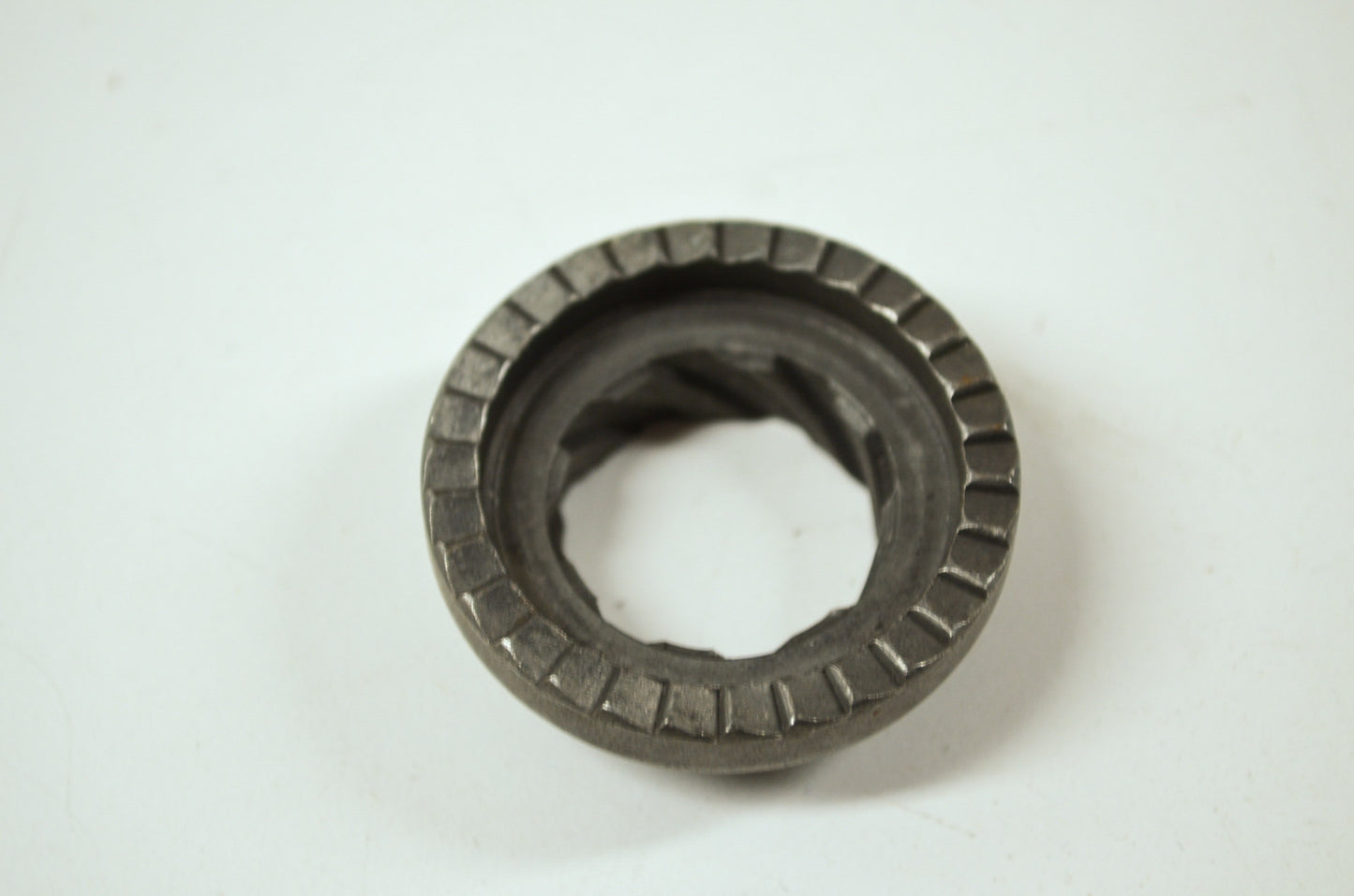 New OEM Yamaha 278-15671-01-00 Ratchet Wheel NOS