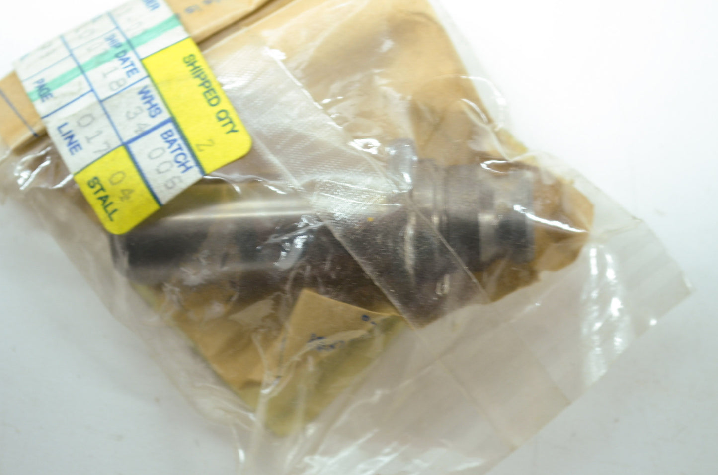 OEM Yamaha 341-11134-11-00 O/S Exhaust Valve Guide 1 NOS