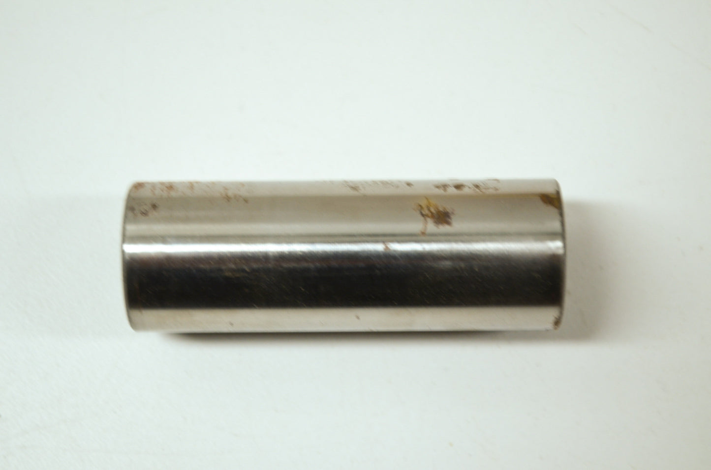 OEM Yamaha 256-11633-00-00 Piston Pin NOS