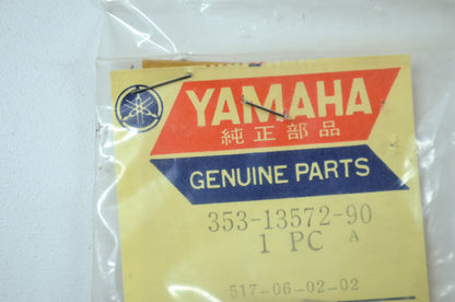 OEM Yamaha 353-13572-90-00 Nozzle NOS