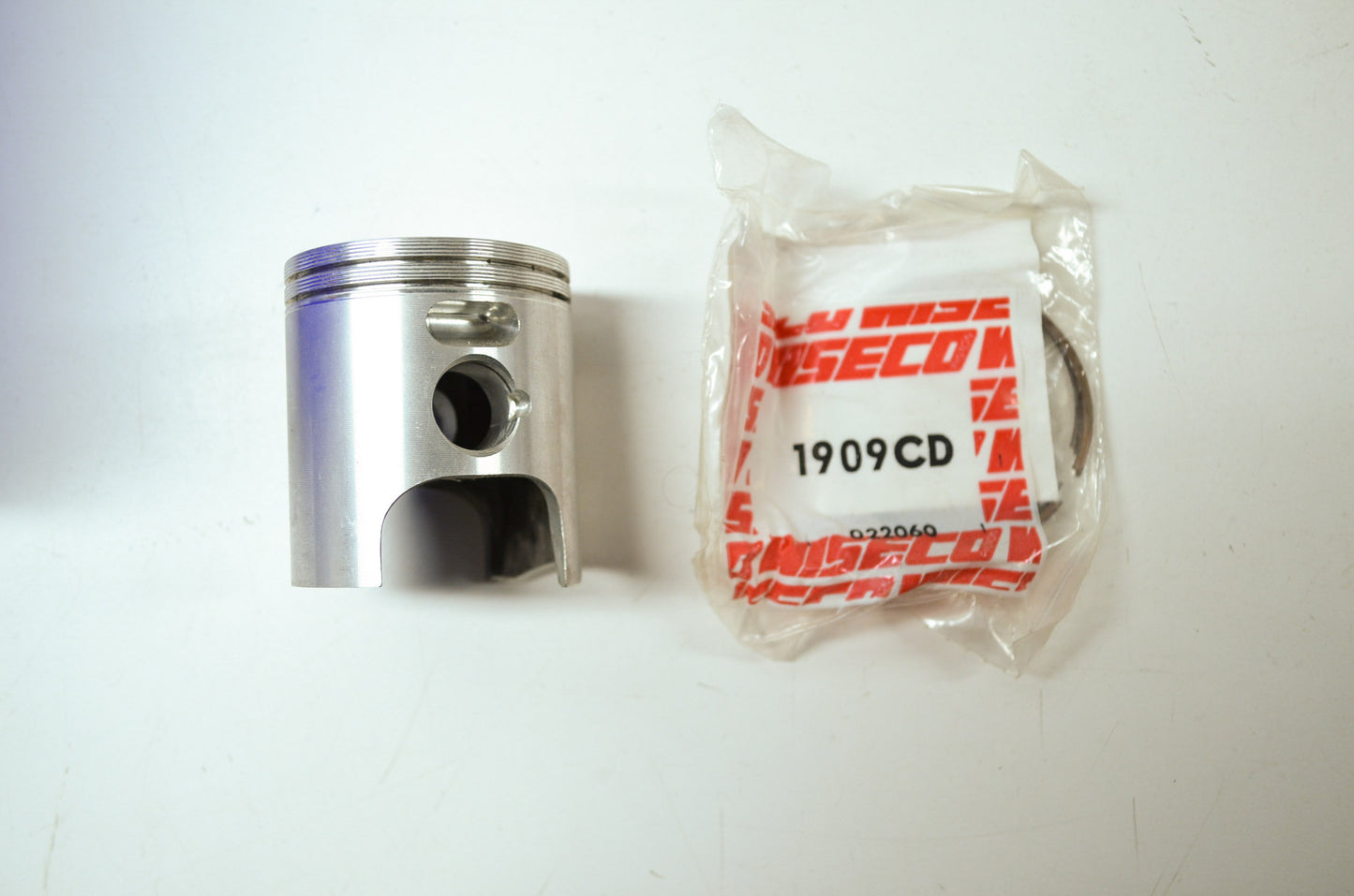 NEW Kawasaki Wiseco Piston Set .20mm 84-85 KX80 KDX80 514P2 NOS