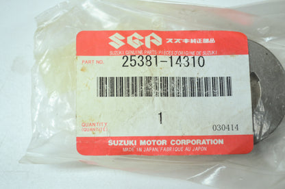 OEM Suzuki 25381-14310 Cap Stopper Plate NOS