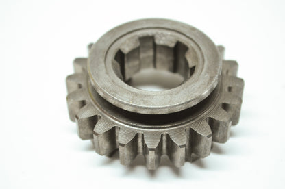 OEM Suzuki 24351-37E00 Drive Gear 5th NOS