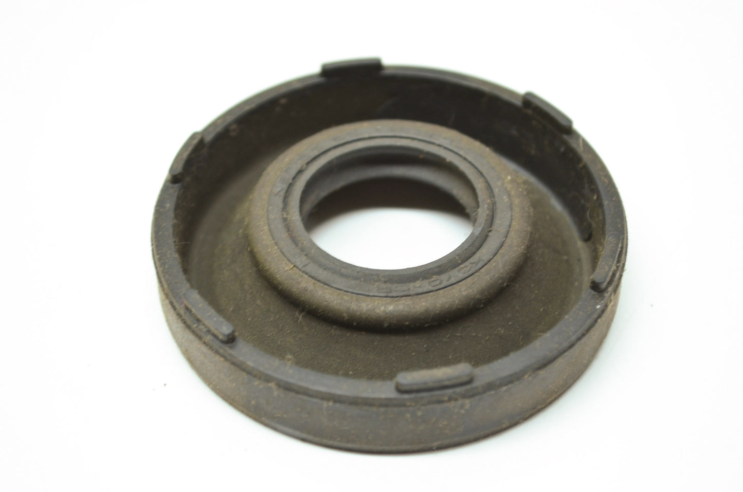 NEW OEM Suzuki Crank Shaft Seal GT250 T30502 09283-25032 NOS
