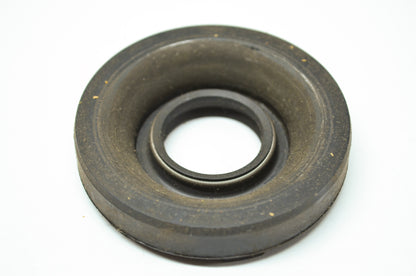NEW OEM Suzuki Crank Shaft Seal GT250 T30502 09283-25032 NOS