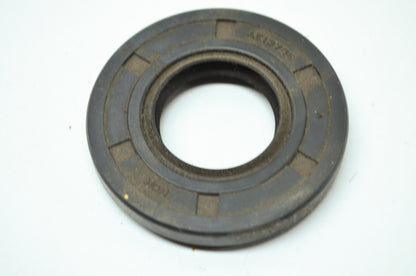 OEM Suzuki 09283-25047 Left Hand Crank Seal NOS