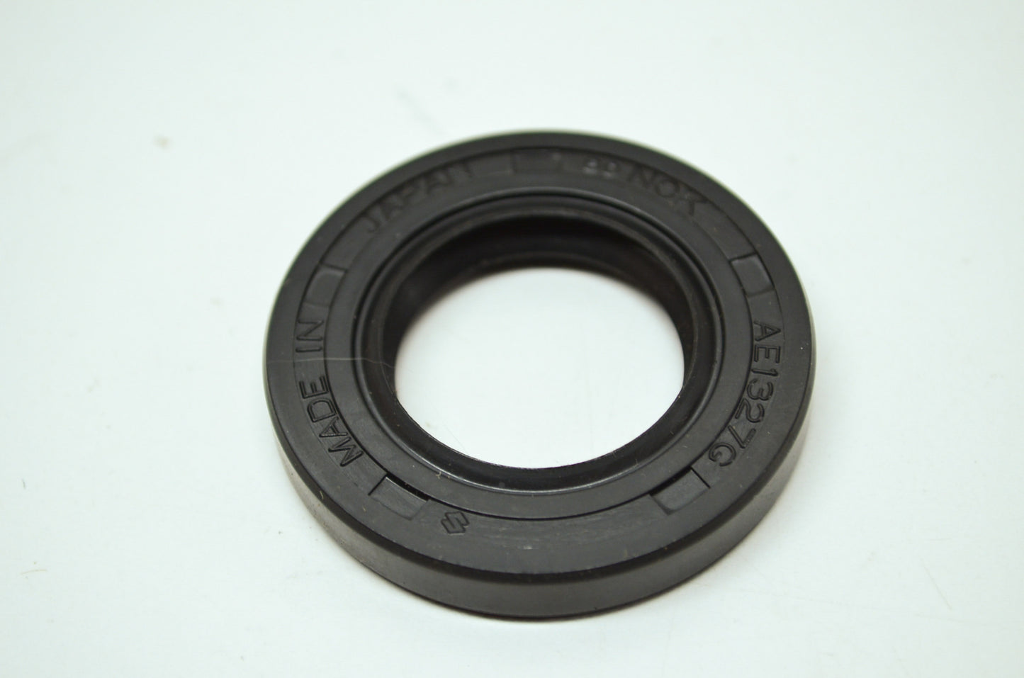 NEW OEM Suzuki Crank Shaft Seal A100 AC50 DF15 DF9.9 09283-25009 NOS