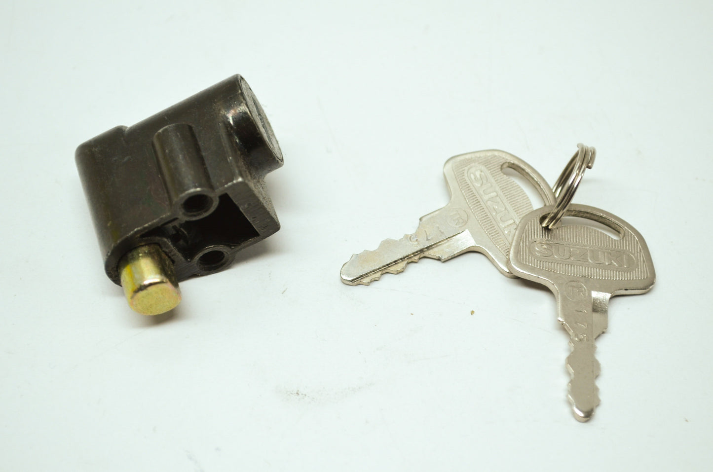 OEM Suzuki 51910-25311 Steering Lock Assembly NOS