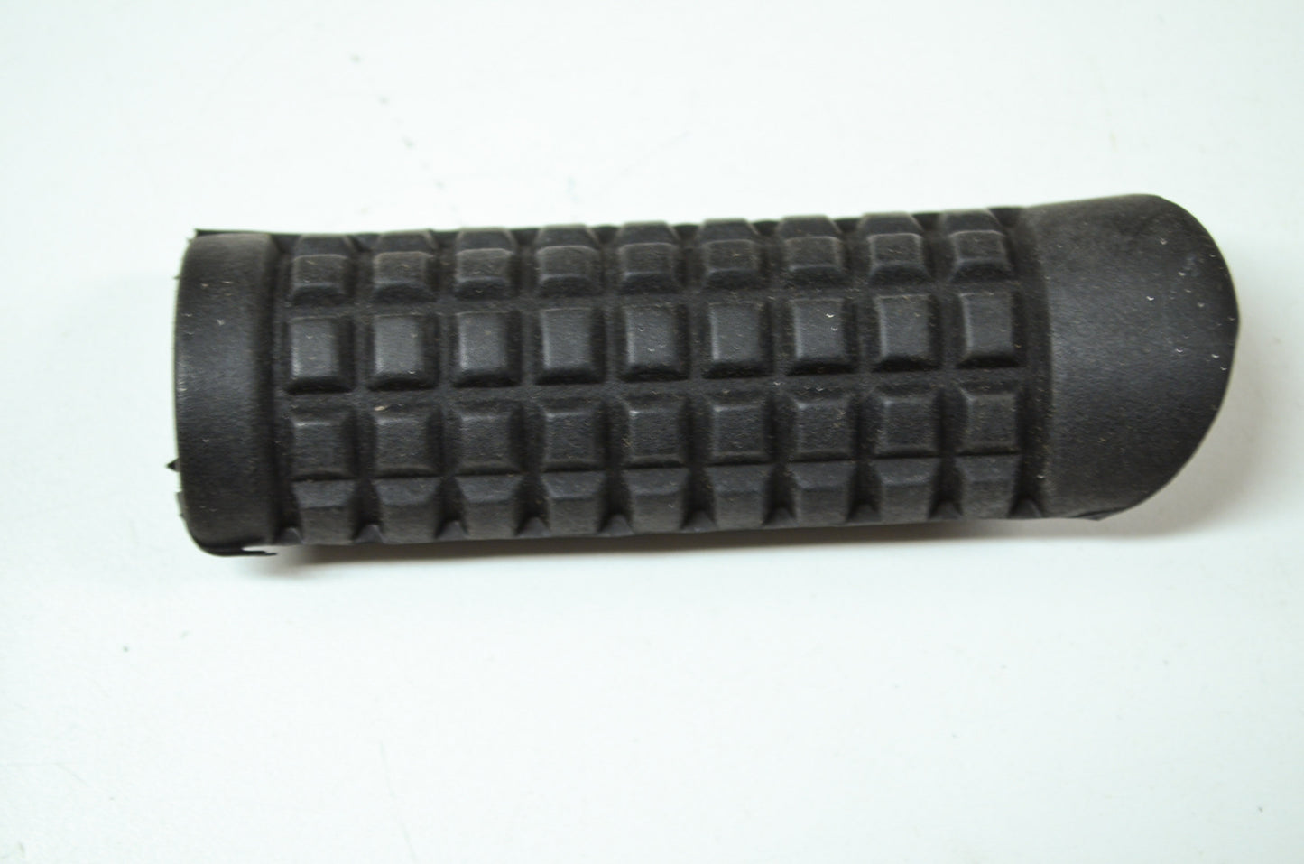 OEM Suzuki 43550-06B00 Front Foot Rubber NOS