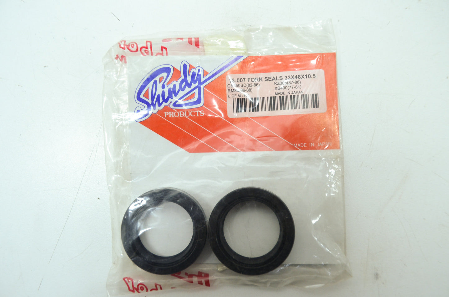 NEW Shindy Fork Seals KZ305 XS400 RM80 CB450 13-007 NOS