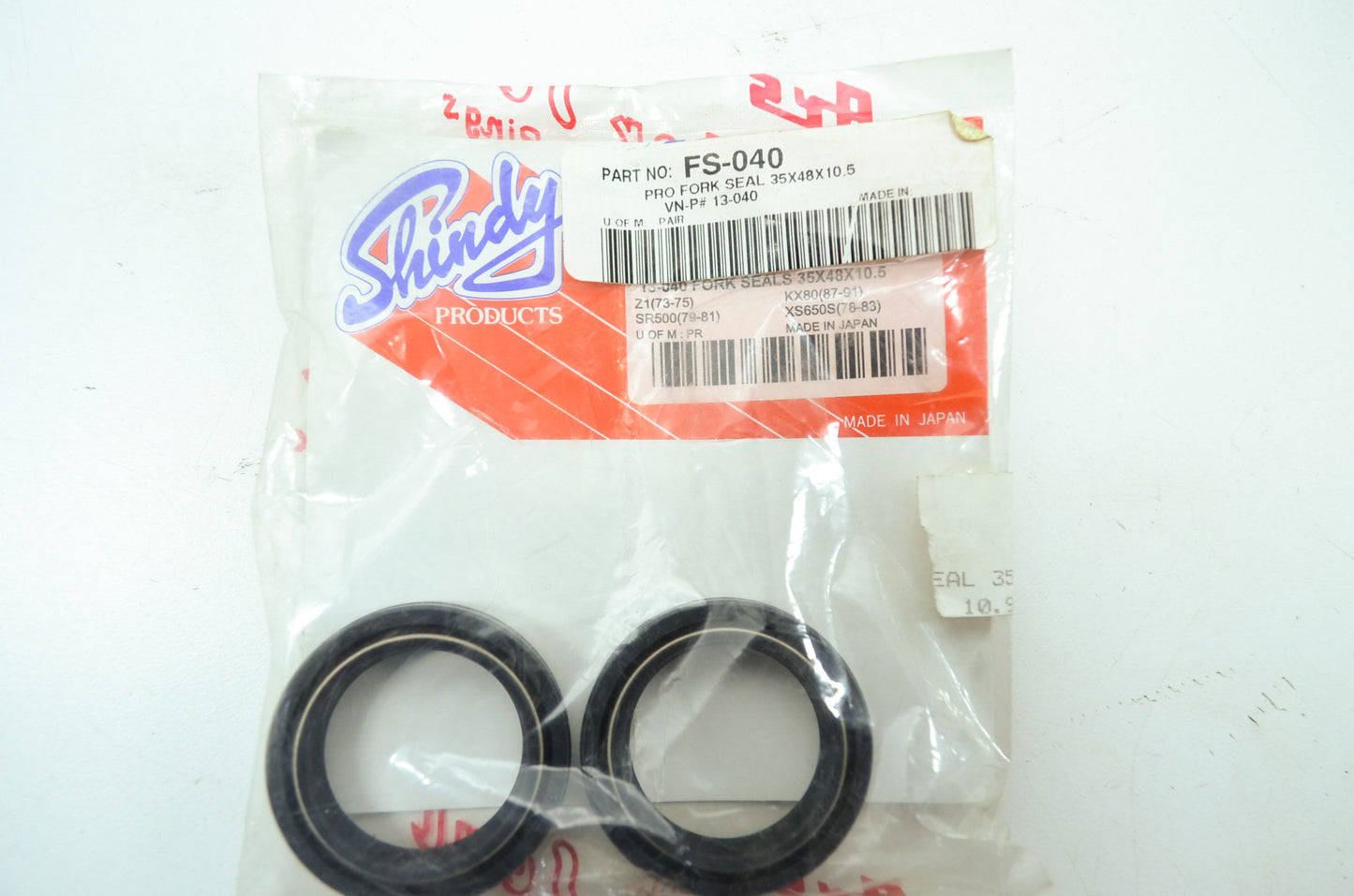 NEW Shindy Fork Seals Z1 SR500 KX80 XS650 13-040 NOS