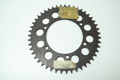 OEM Yamaha 1M1-25447-10-33 Driven Sprocket 47T NOS