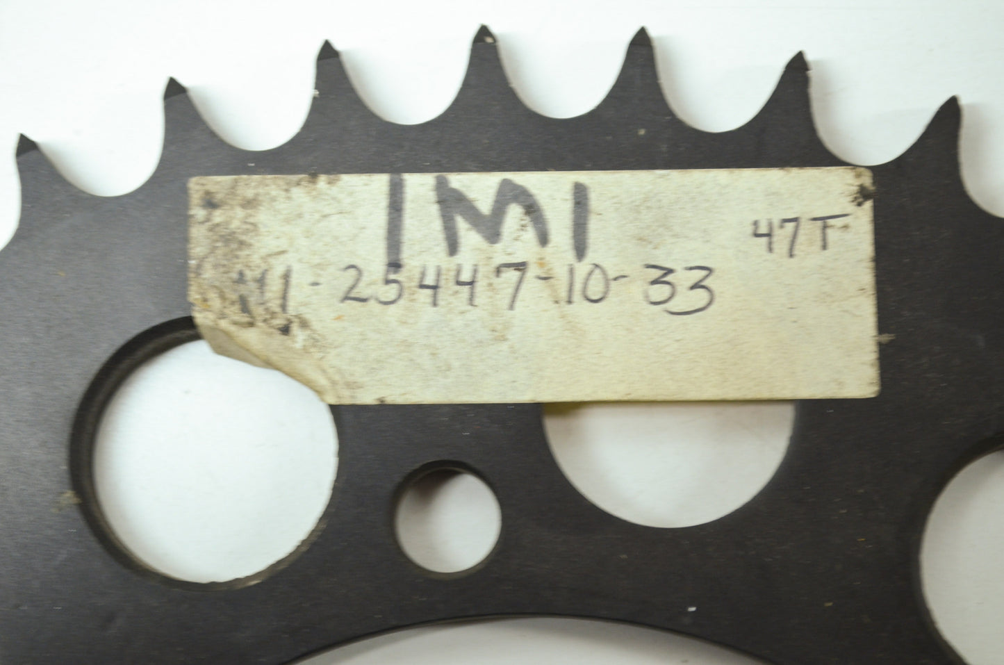 OEM Yamaha 1M1-25447-10-33 Driven Sprocket 47T NOS