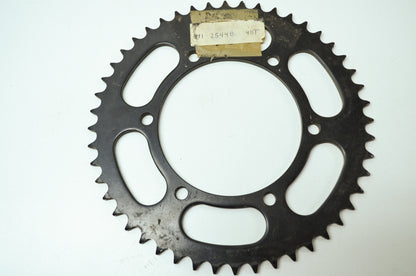 OEM Yamaha 1M1-25448-10-33 Driven Sprocket 47T NOS