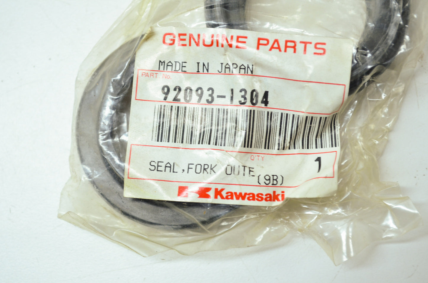 OEM Kawasaki 92093-1304 Outer Tube Fork Seal Qty 2 NOS