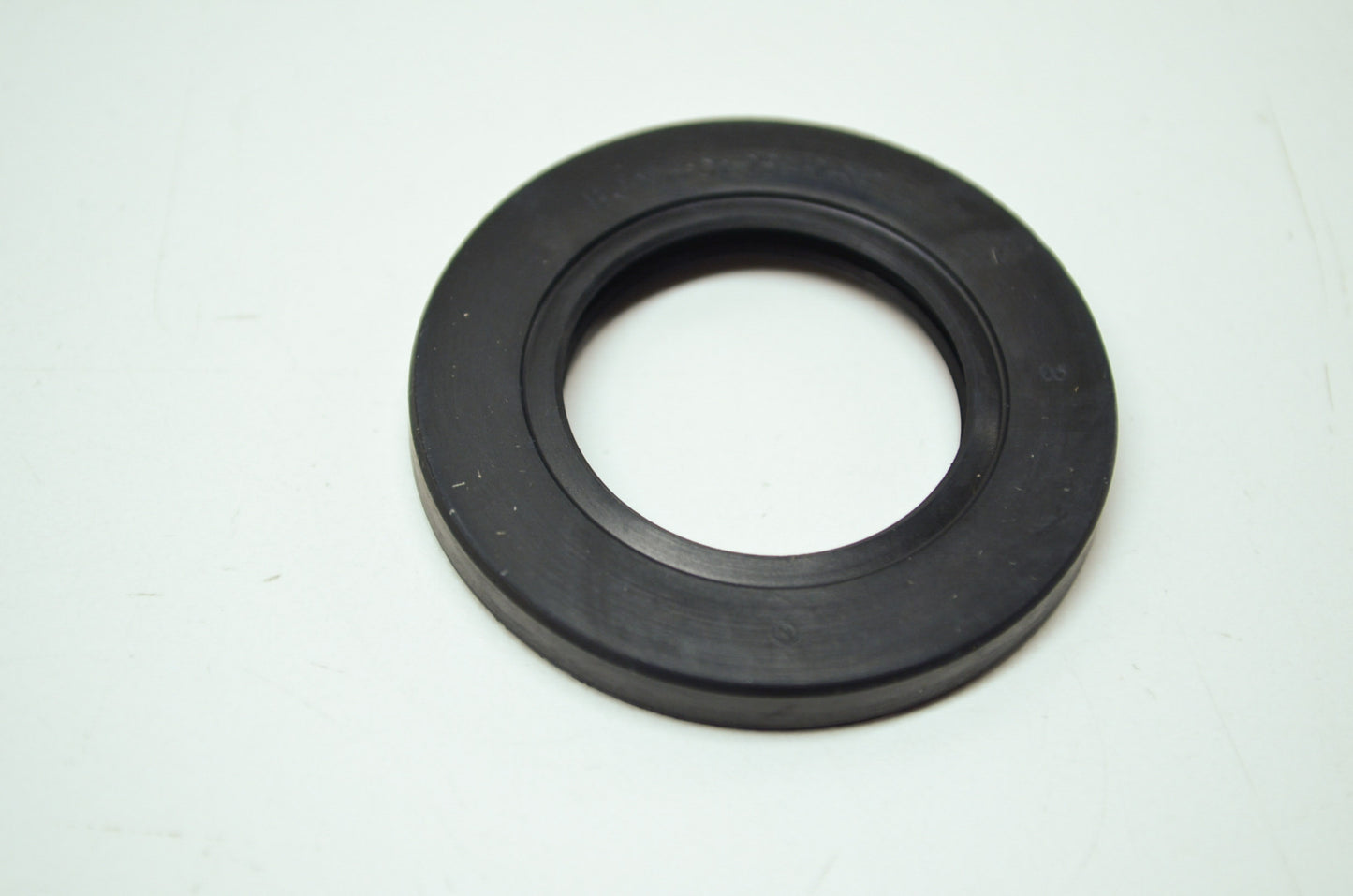 OEM Kawasaki 92049-1203 Oil Seal BJNC2 25425 NOS