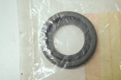 OEM Suzuki 59108-34020 Piston Boots NOS