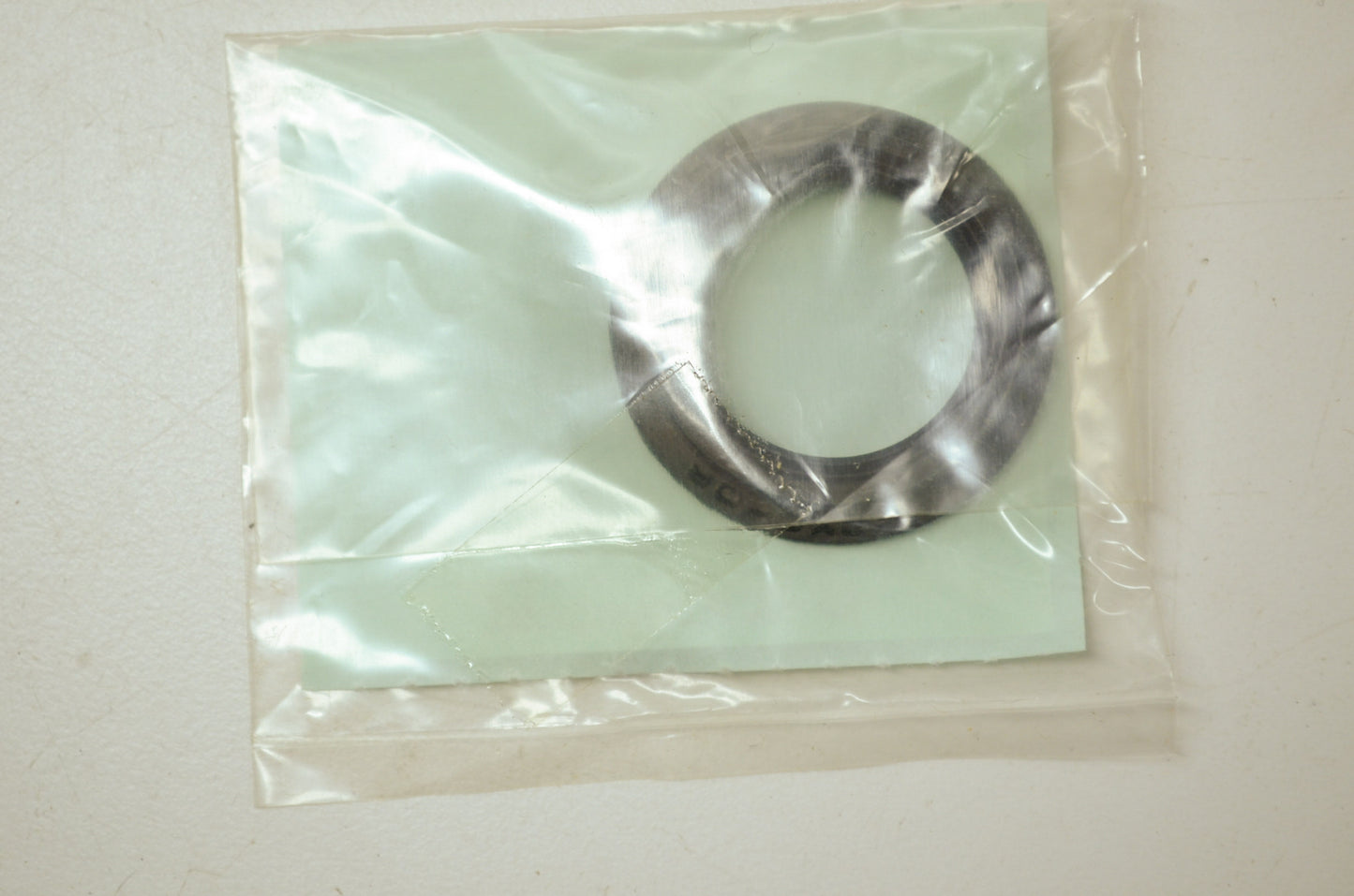 New OEM Kawasaki 92049-1402 Oil Seal MHA22 28 5.7 NOS