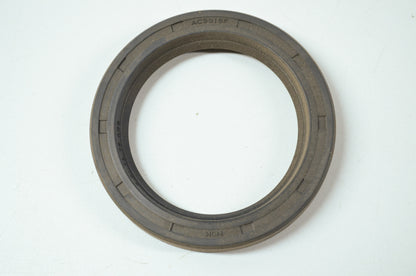 NEW OEM Kawasaki Engine Seal 76-81 JS400 JS440 92050-508 NOS