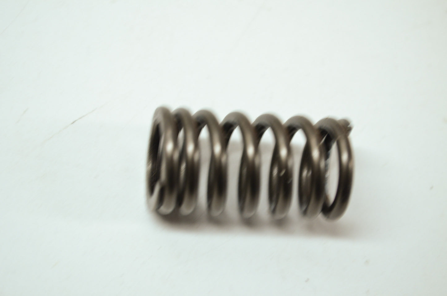 OEM Kawasaki 49078-0003 Engine Valve Spring NOS