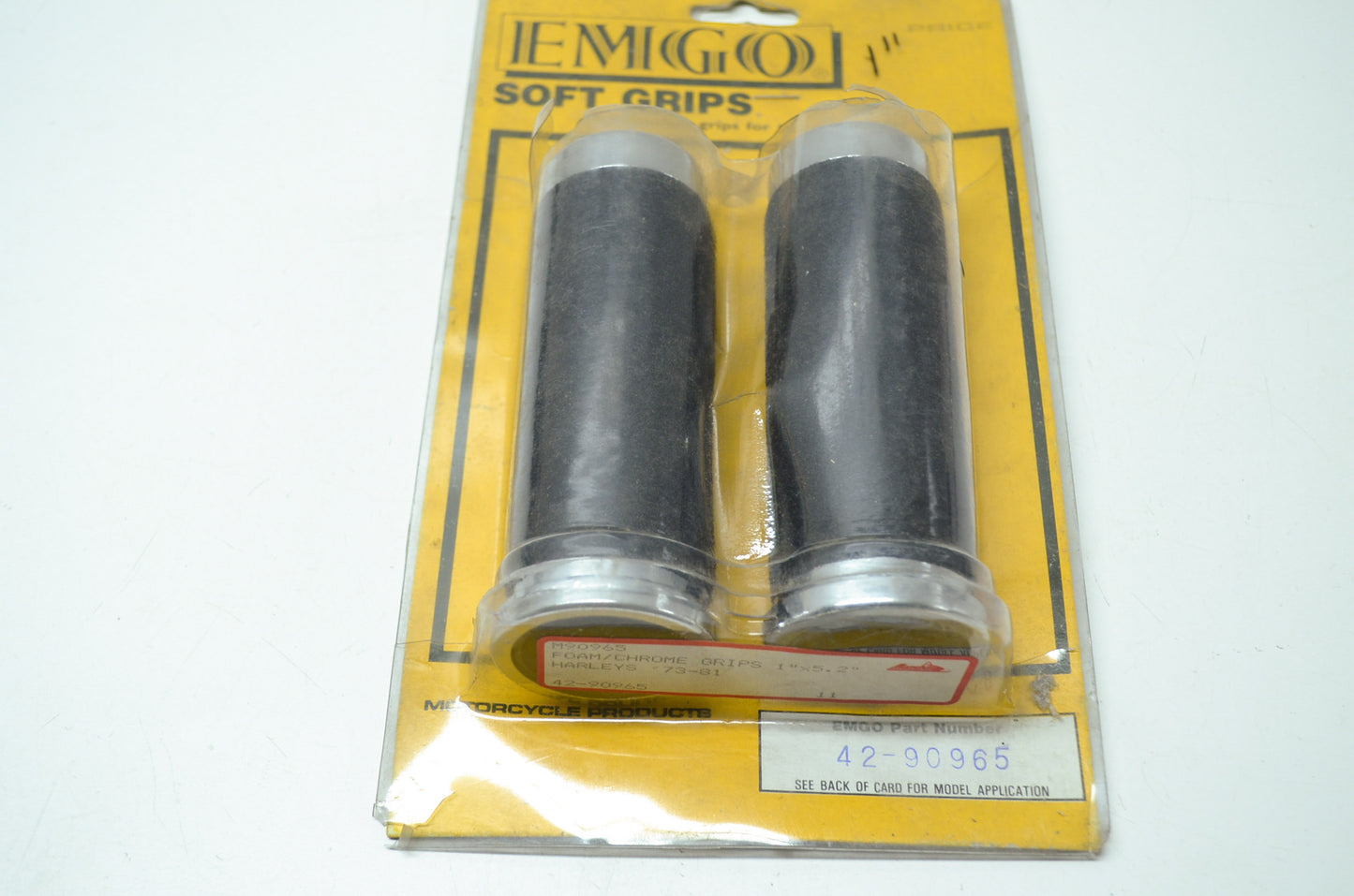 NEW Emgo Foam/Chrome Grips Harley 73-81 1' Bars 42-90965 NOS