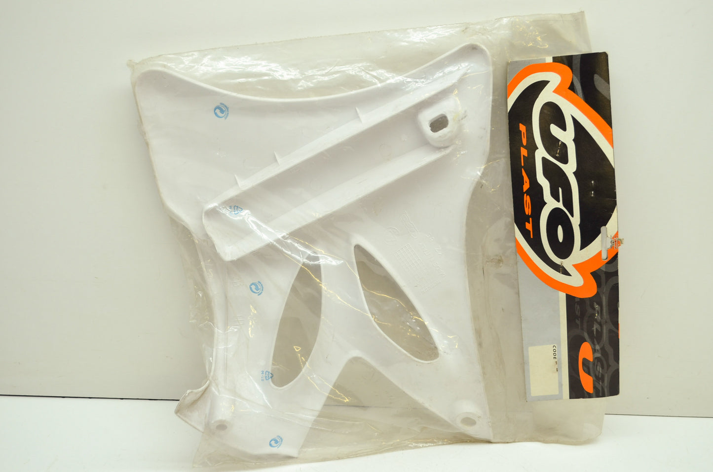 UFO 12-279-29 Radiator Cover Yamaha 2002 YZ80 NOS