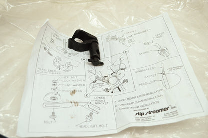NEW SlipStreamer Clear Windshield & Mounting Hardware S-03-C-M NOS