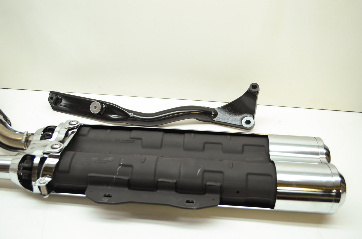 NEW OEM Honda Full Exhaust 2010-2014 VT1300CR CS CX Fury Sabre NOS