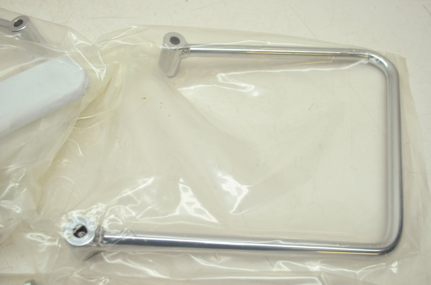 NEW OEM Kawasaki Saddlebag Supports VN1500 Vulcan 1500 K53021-095 NOS