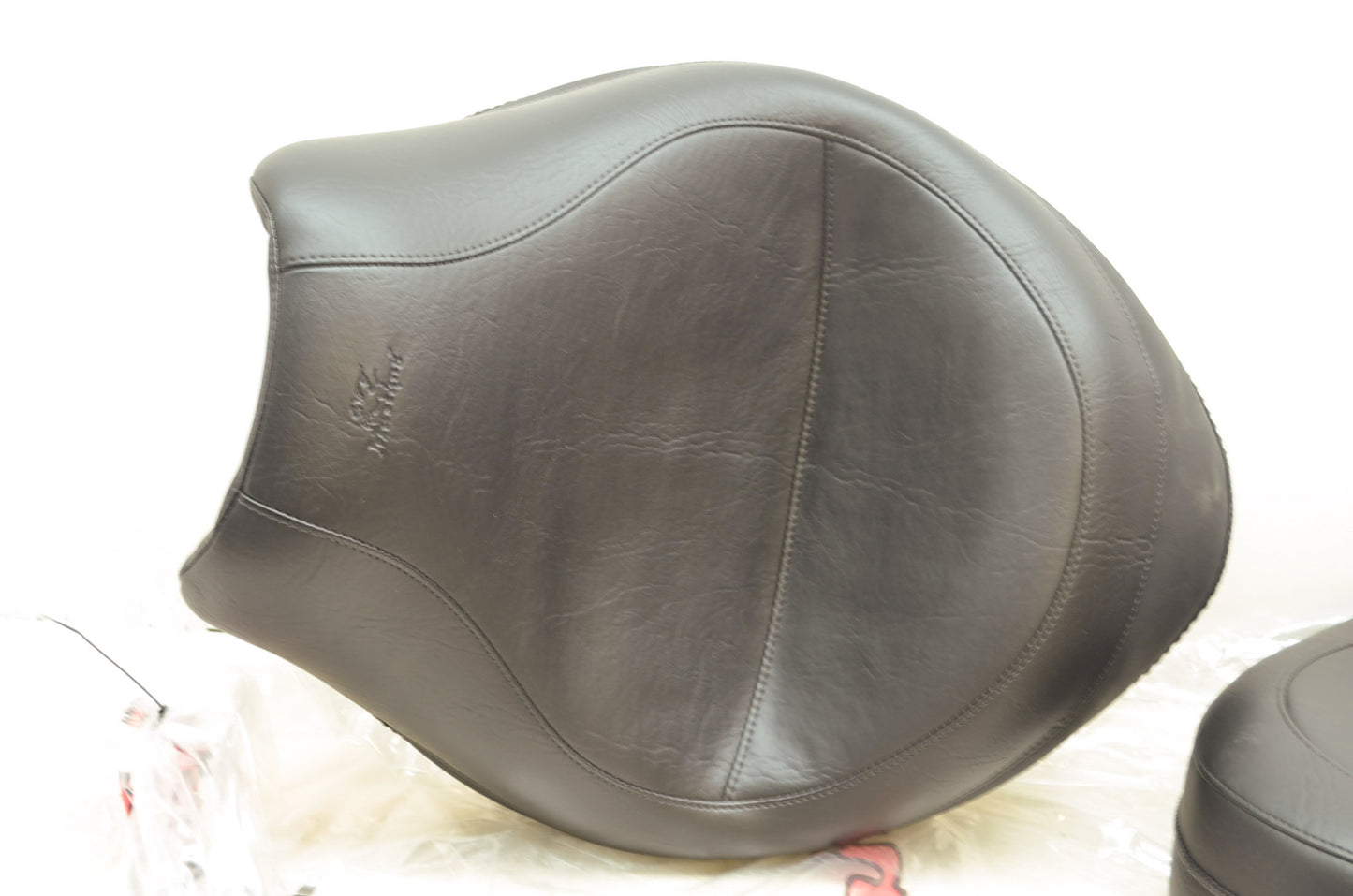 NEW Mustang Honda VTX 1800 R Trio Wide Vintage 2 Pc Touring Seat 75921 NOS