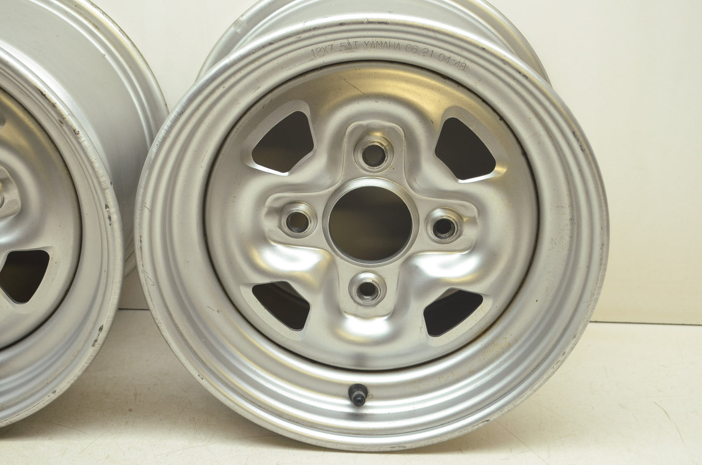 NEW OEM Yamaha Wheels Rims Set 12x7.5AT 06-21-04-48 NOS