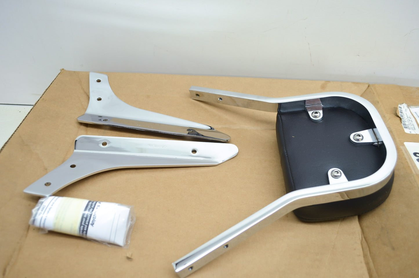 NEW Cobra Mini Sissy Bar & Pad Vulcan Marauder VN1600 VN1500 VZ1600 02-4962 NOS