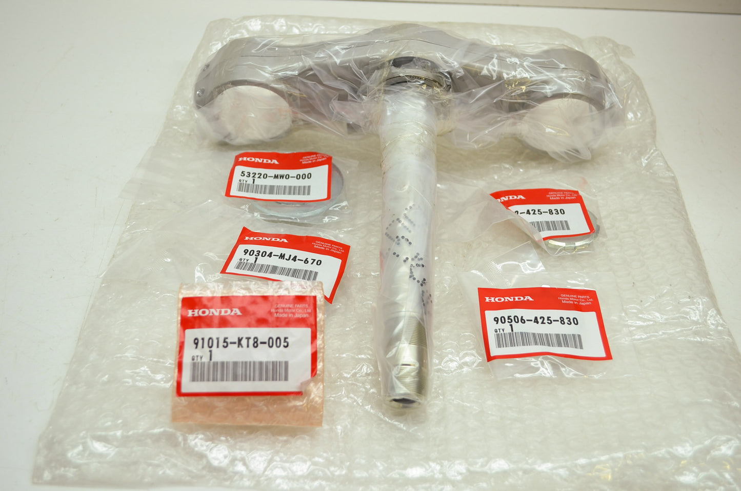 OEM Honda 04100-MCJ-305 Steering Stem Set NOS