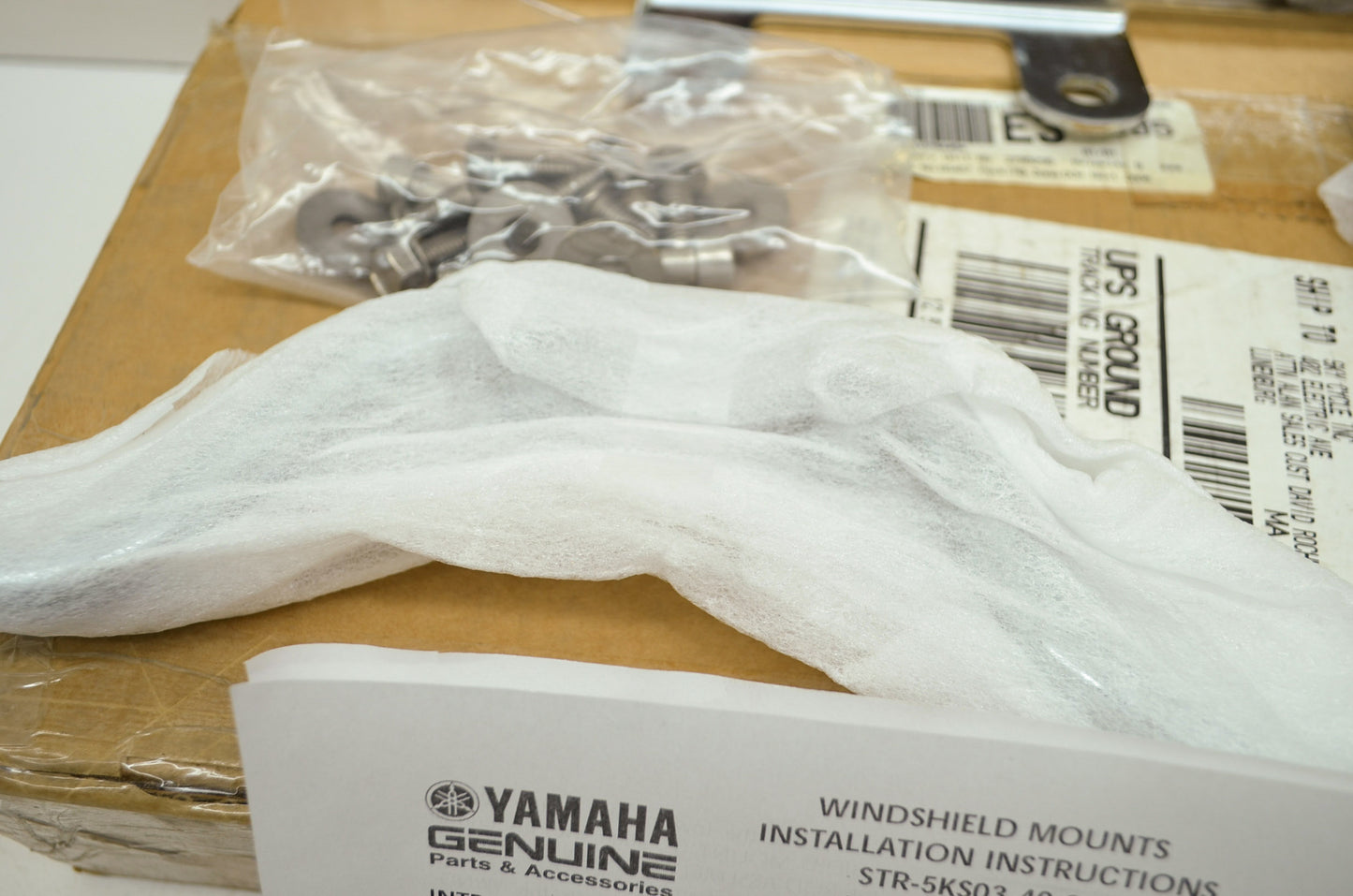 OEM Yamaha STR-5KS03-40-02 Windshield Mounts NOS