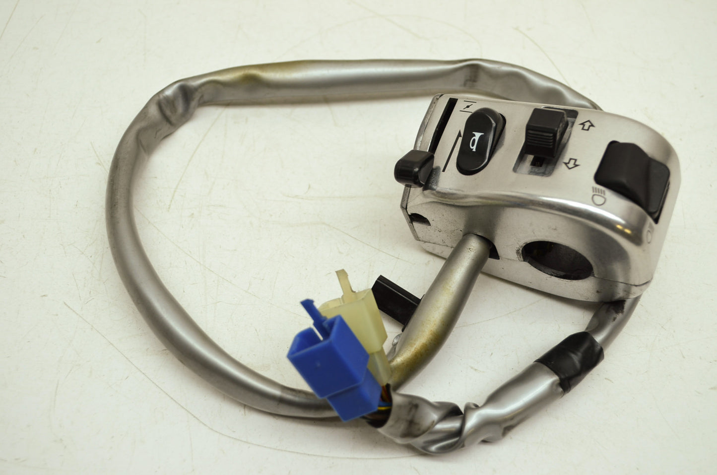 OEM Yamaha 5EL-83973-00-00 Handle Switch 3 NOS