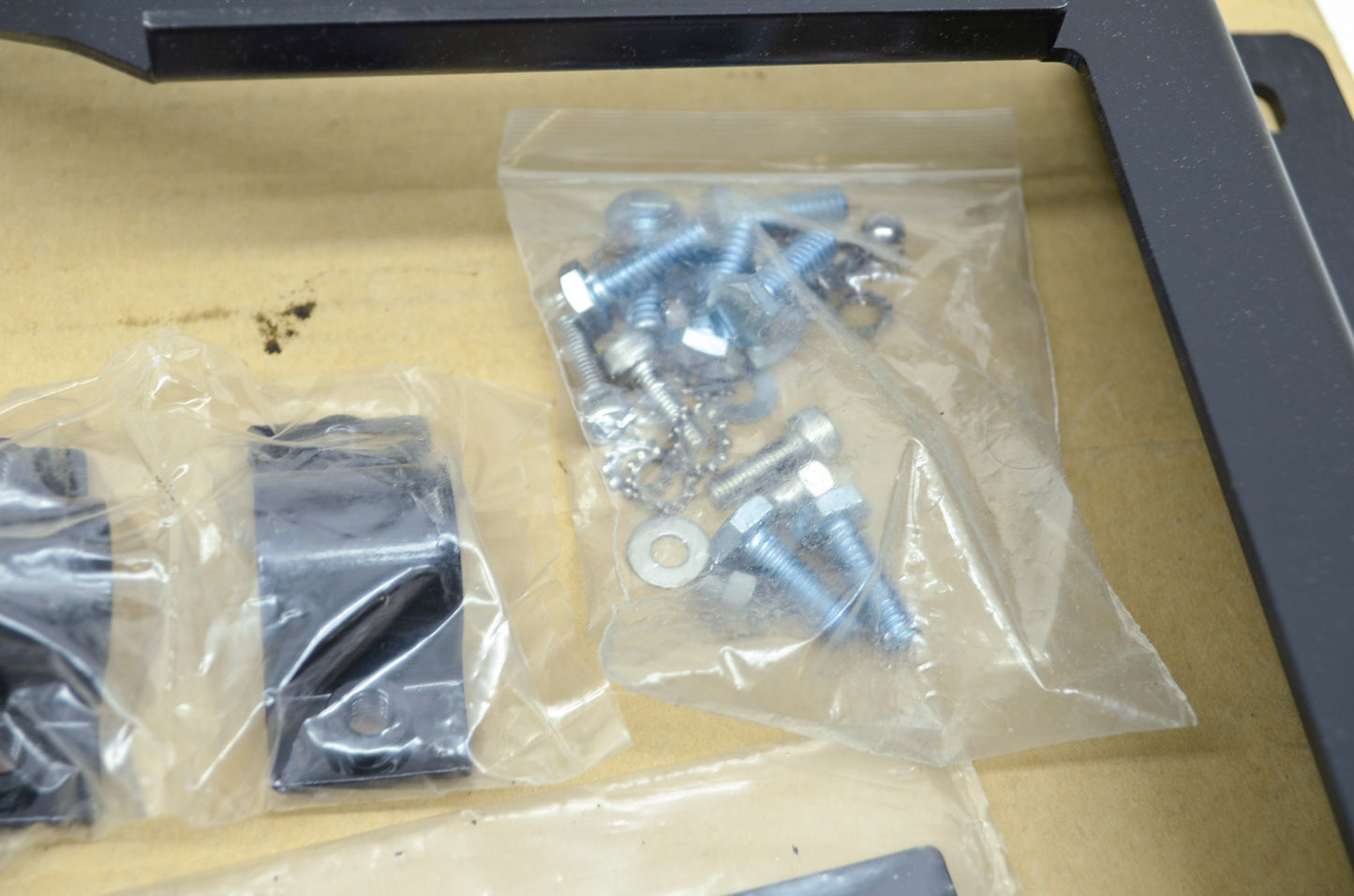 NEW Honda Debris Modulator Mud Flap Mount Kuryakyn 7248 ZZ71100 NOS