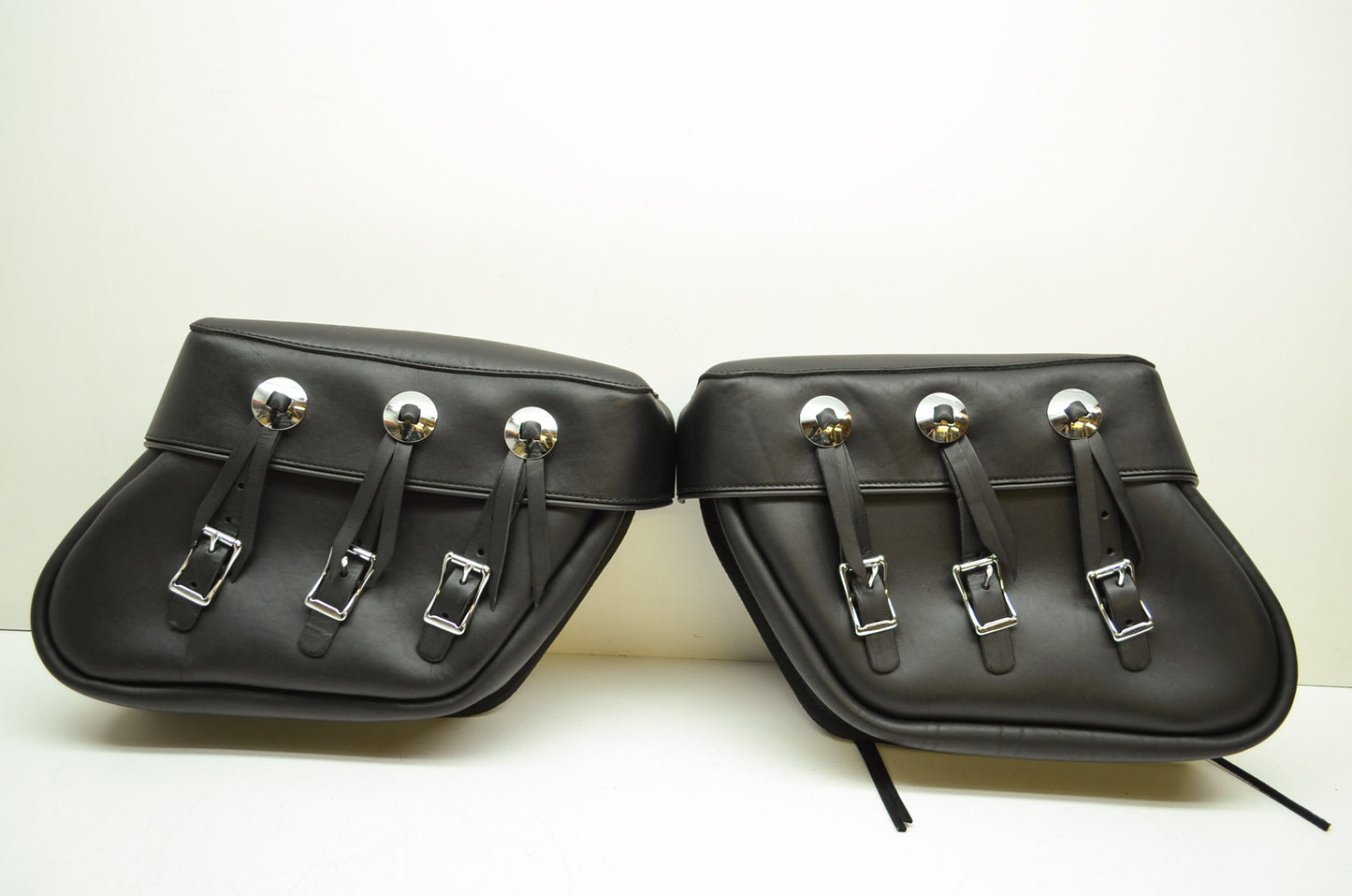NEW OEM Kawasaki Vulcan 88 800 700 750 1500 Renegade II Leather Saddlebags K5300