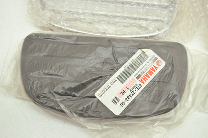 OEM Yamaha STR-4YE57-20-02 Passenger Floorboard NOS