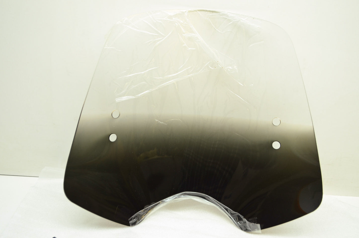 NEW Memphis Shades Shooter Black Windshield Harley Honda MEM1611 NOS
