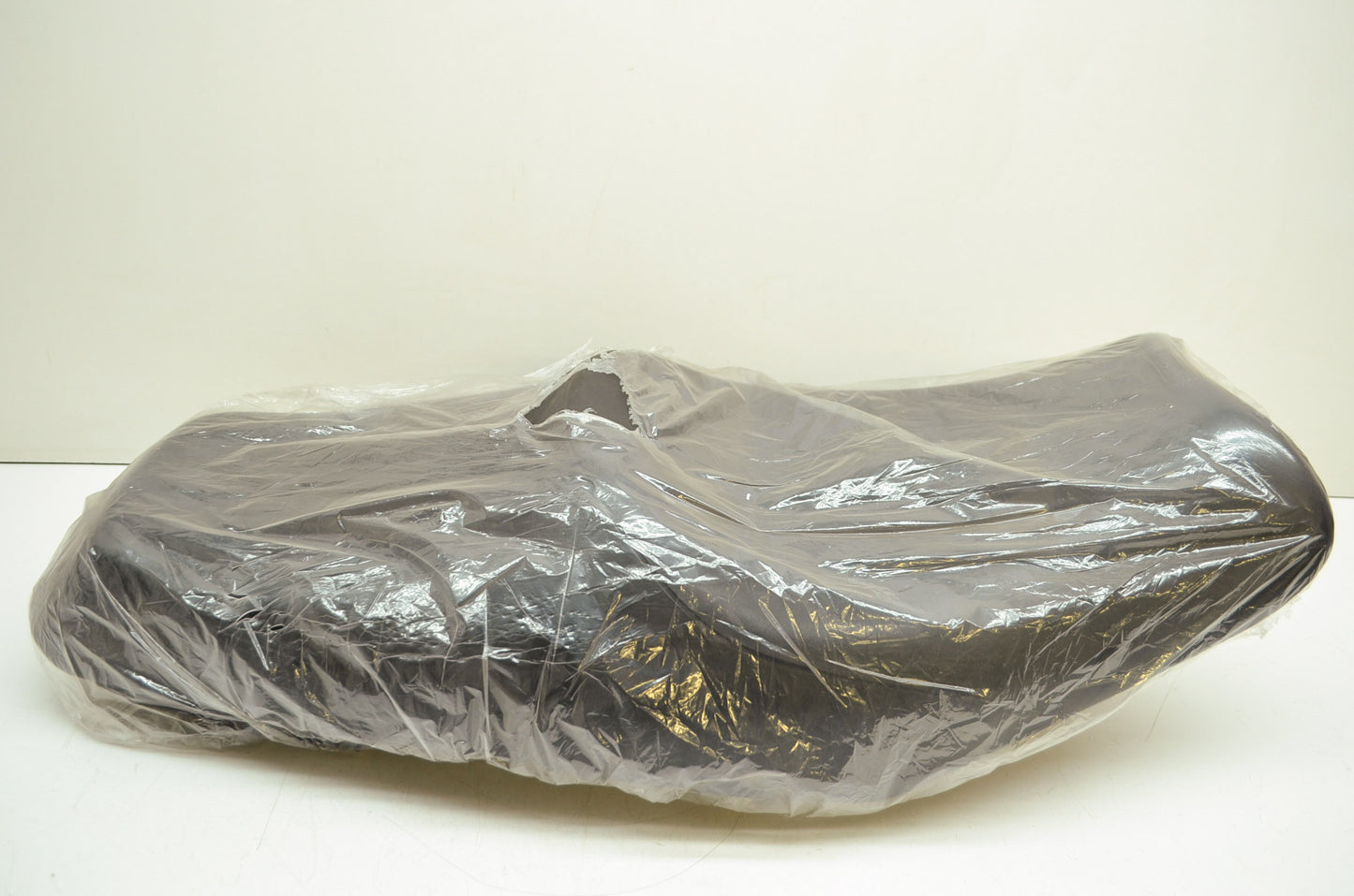OEM Kawasaki 53066-0251-MA Dual Black Seat Assembly NOS