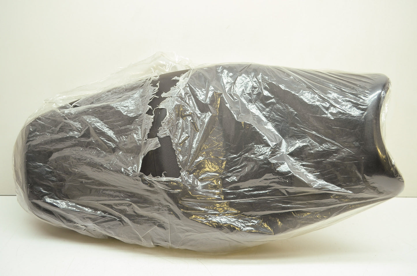 OEM Kawasaki 53066-0251-MA Dual Black Seat Assembly NOS