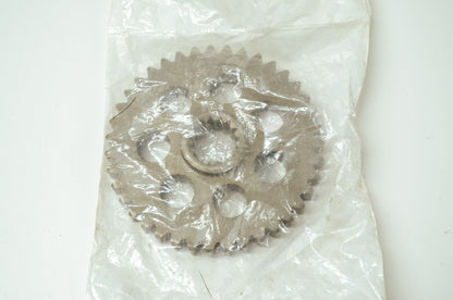 NEW OEM Polaris Chain Case Gear 39T Longtrak Star Trak XCR Lite Sport SKS GT 322
