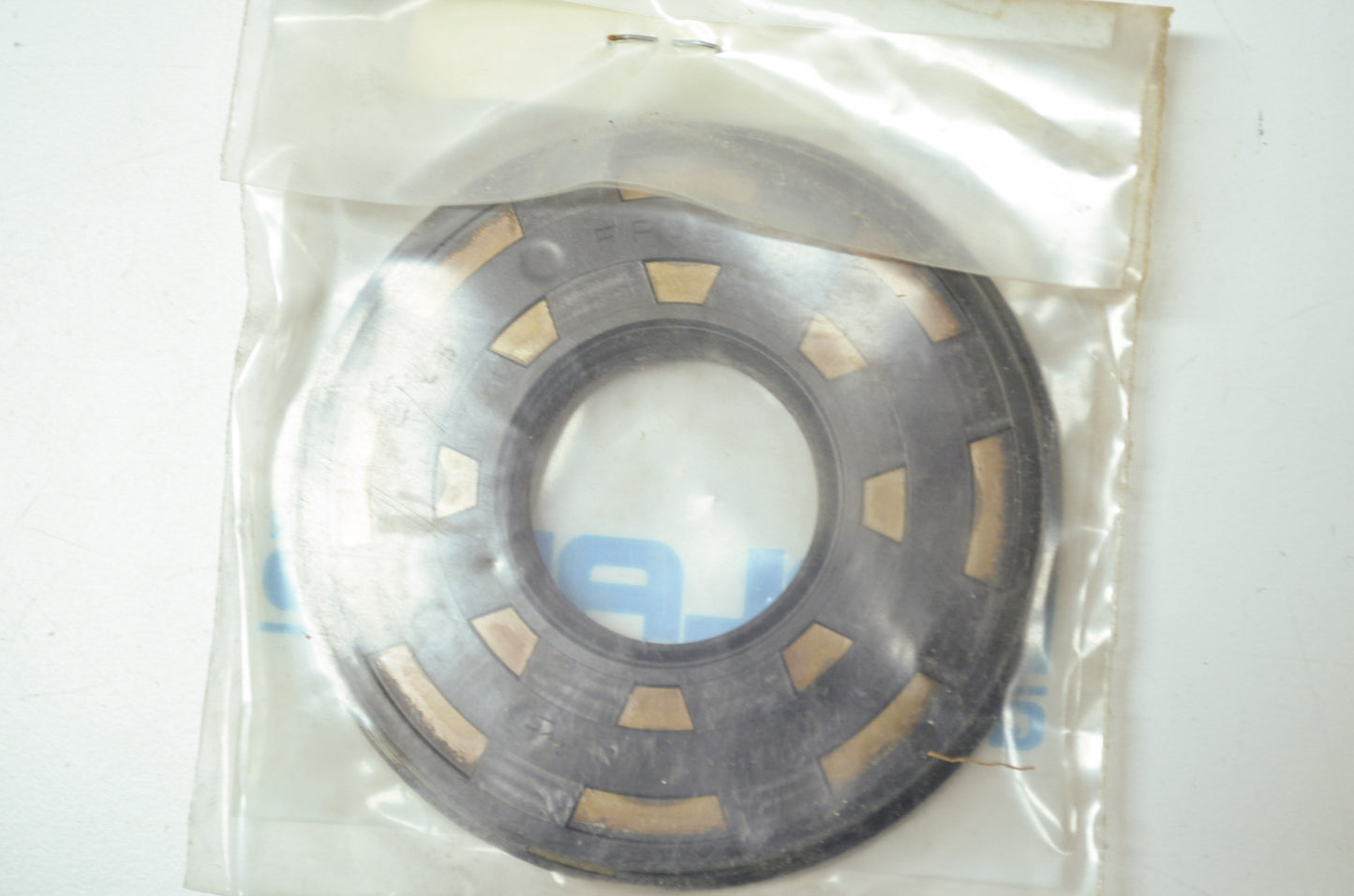 NEW OEM Polaris Crankcase Oil Seal Storm SKS SL 650 750 SLT SLX 780 3240041 NOS