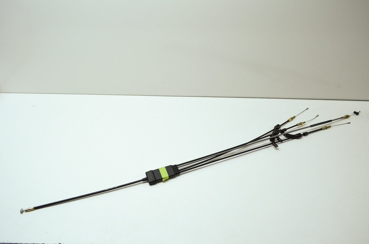 NEW OEM Arctic Cat Throttle Cable Thundercat Triple ZRT 600 0687-109 NOS